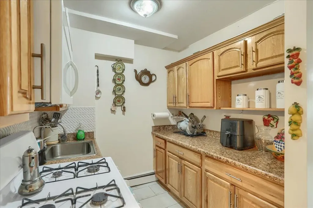 4615 Bronx Boulevard Bronx NY 10470