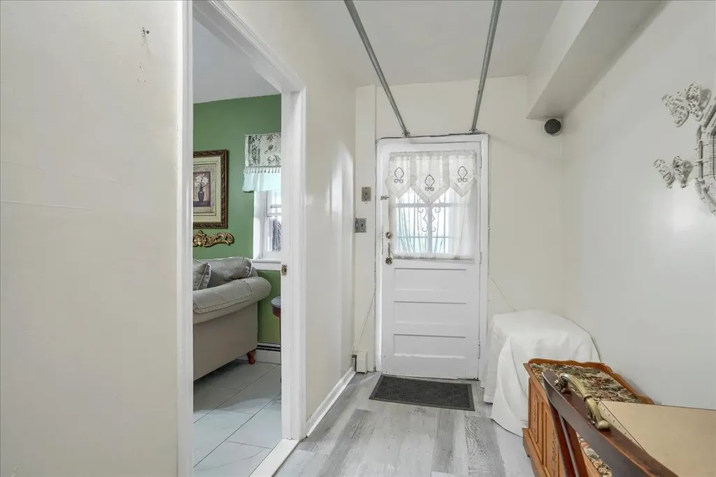 4615 Bronx Boulevard Bronx NY 10470