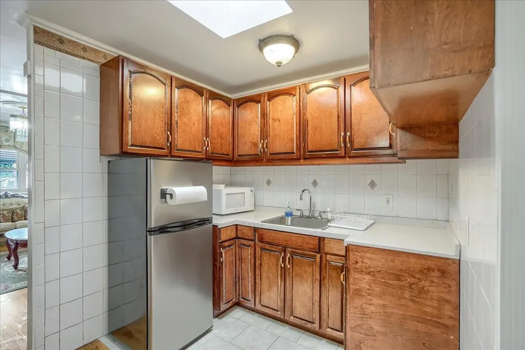 4615 Bronx Boulevard Bronx NY 10470