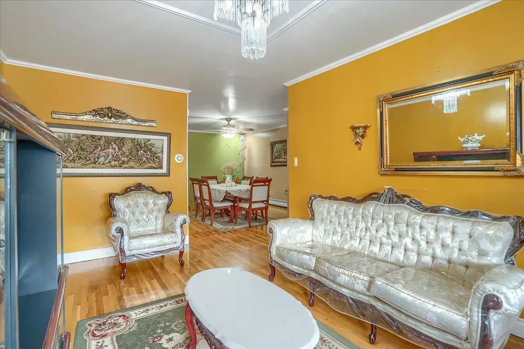 4615 Bronx Boulevard Bronx NY 10470