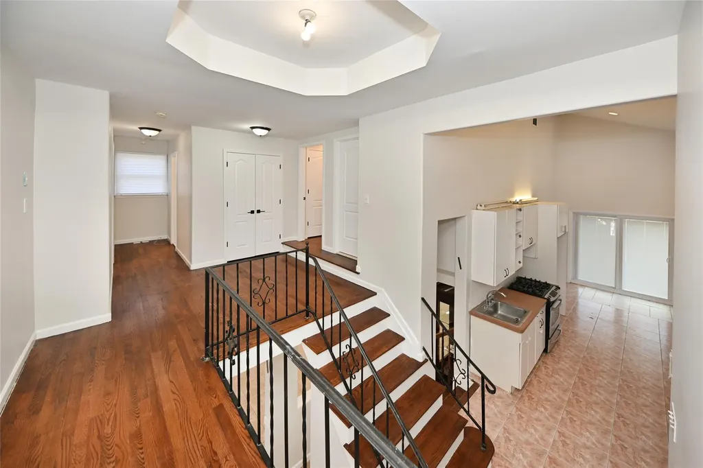 1 Bedford Court Spring Valley NY 10977