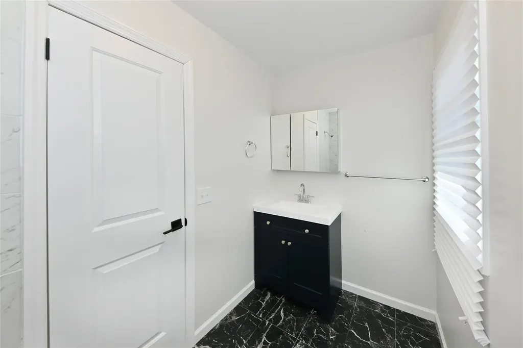 1 Bedford Court Spring Valley NY 10977