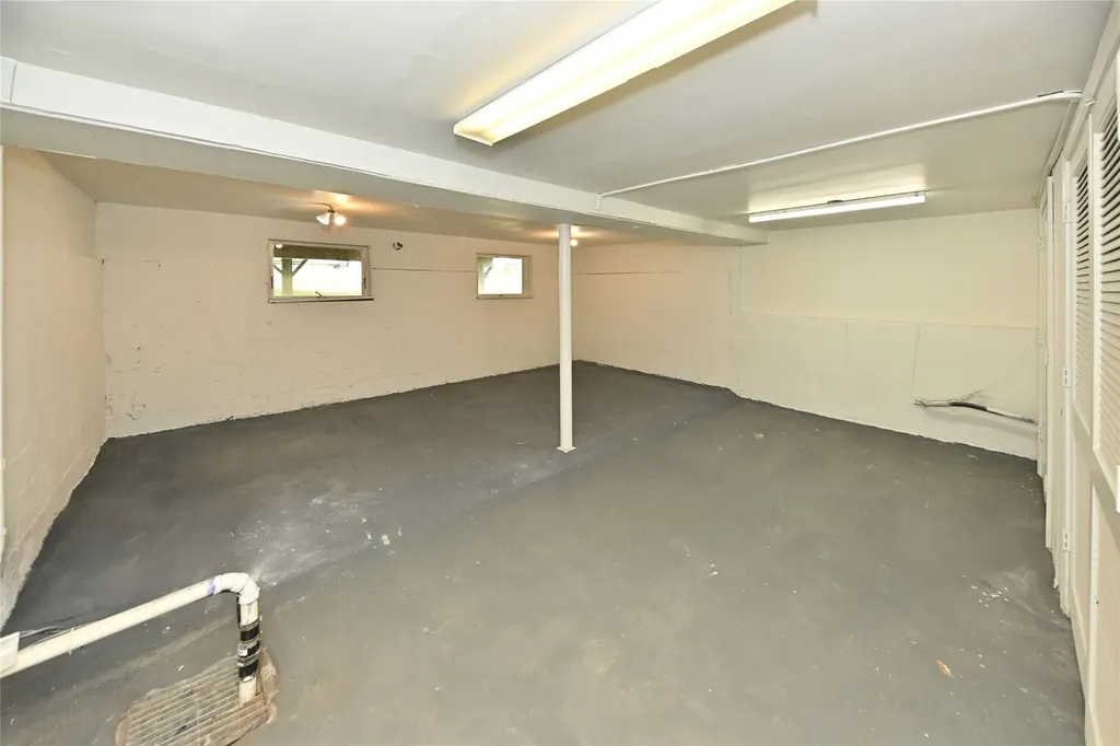 1 Bedford Court Spring Valley NY 10977