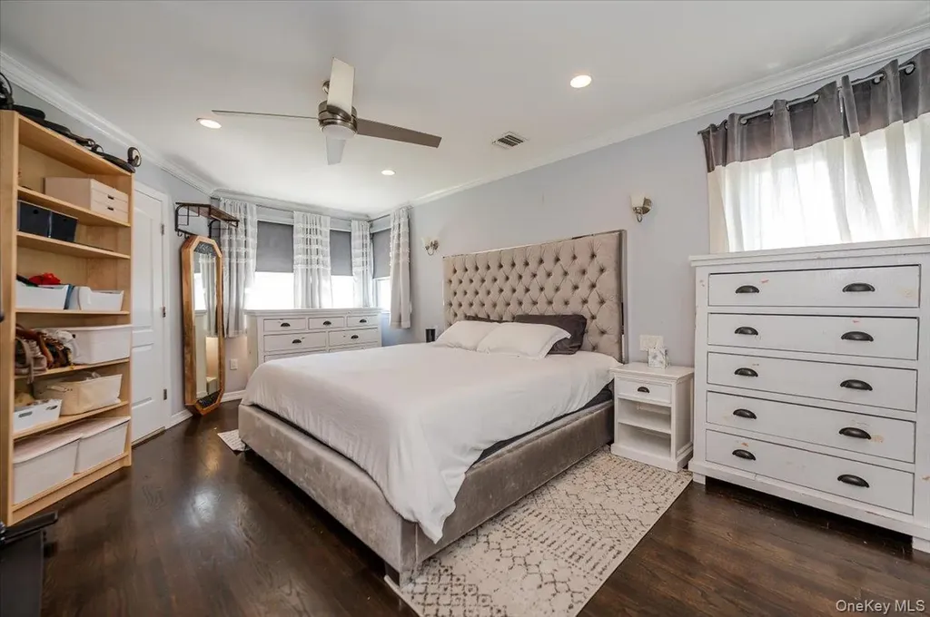 2814 River Avenue Oceanside NY 11572
