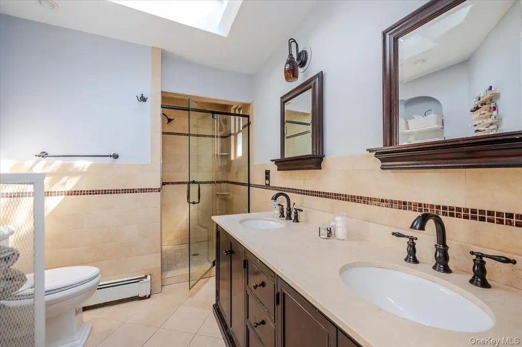 2814 River Avenue Oceanside NY 11572