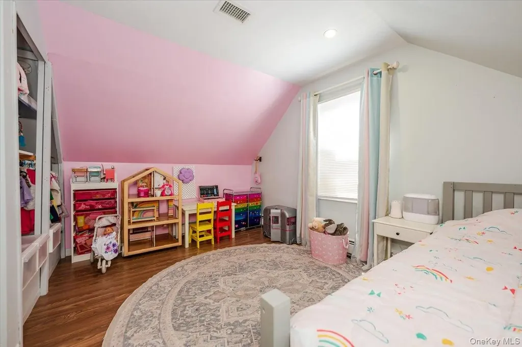 2814 River Avenue Oceanside NY 11572