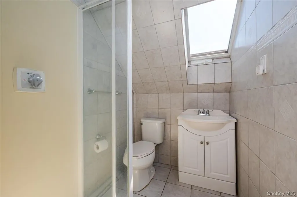 2814 River Avenue Oceanside NY 11572