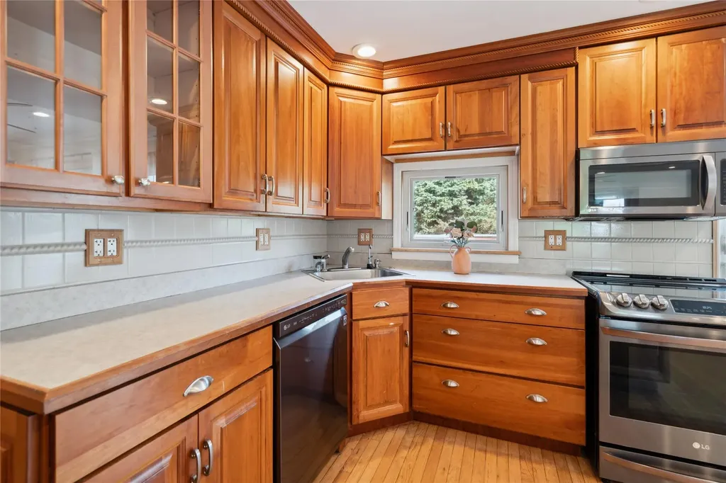 1907 Carroll Avenue Merrick NY 11566