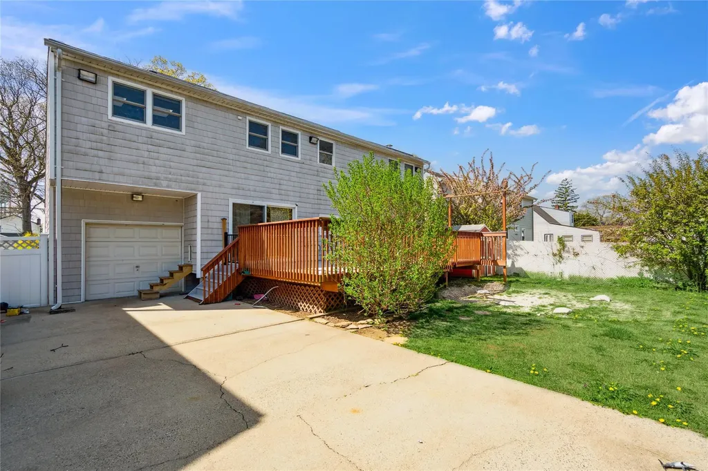 1907 Carroll Avenue Merrick NY 11566