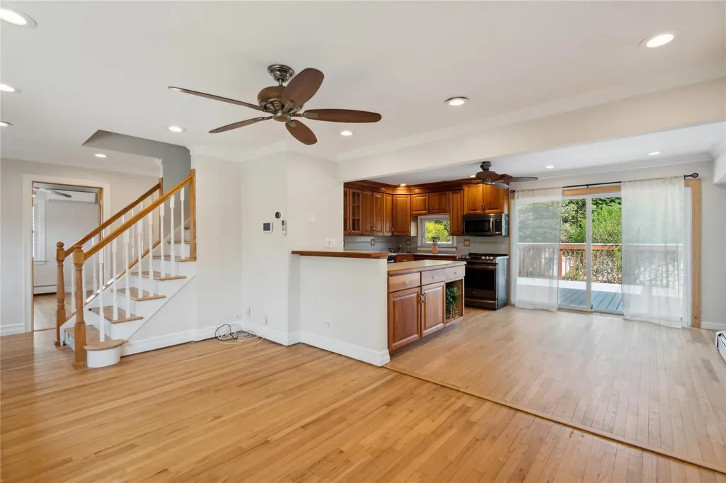 1907 Carroll Avenue Merrick NY 11566