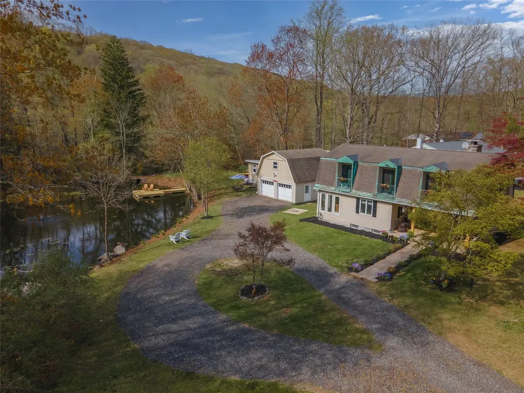 1712 Lakes Road Monroe NY 10950
