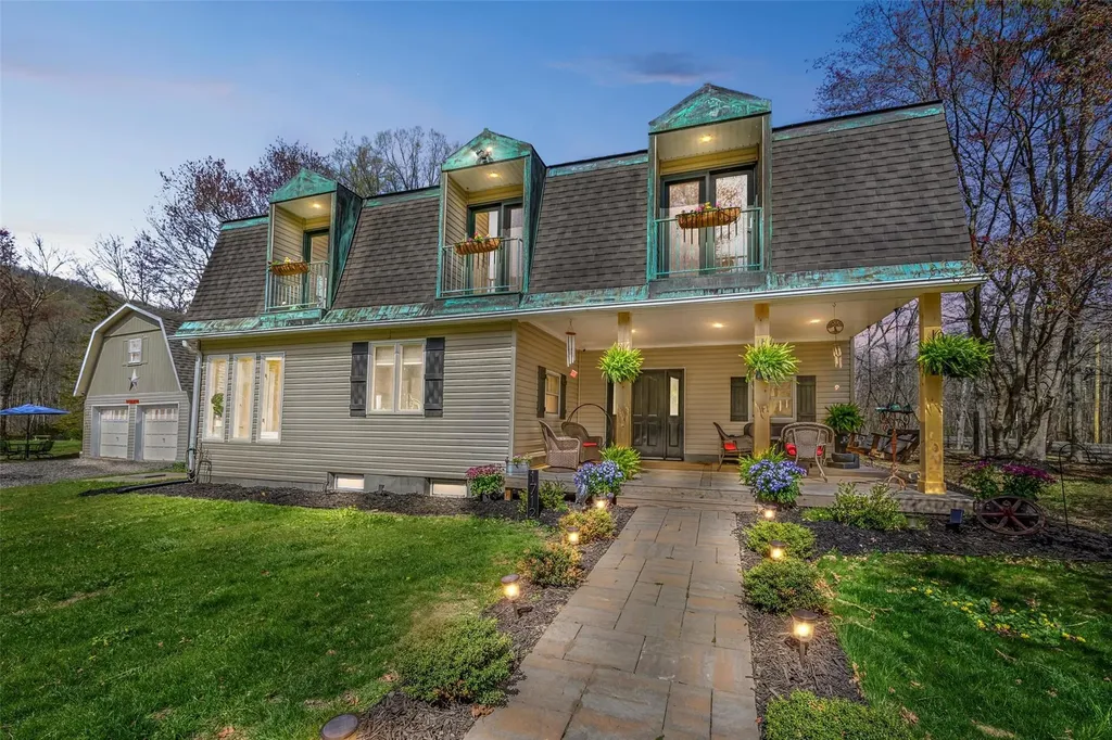 1712 Lakes Road Monroe NY 10950