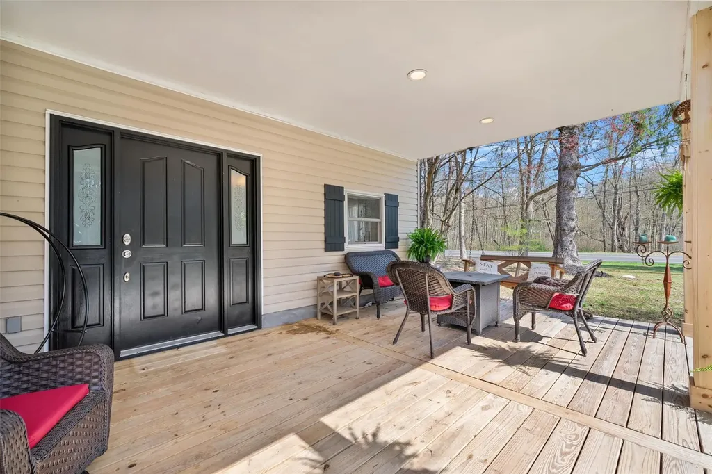 1712 Lakes Road Monroe NY 10950