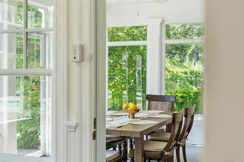 327 Georgica Road East Hampton NY 11937