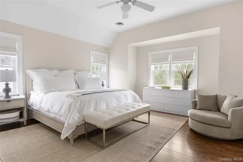 327 Georgica Road East Hampton NY 11937