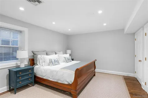 327 Georgica Road East Hampton NY 11937
