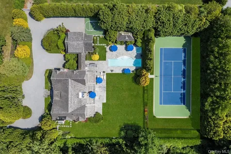 327 Georgica Road East Hampton NY 11937
