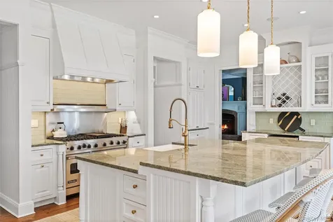 327 Georgica Road East Hampton NY 11937