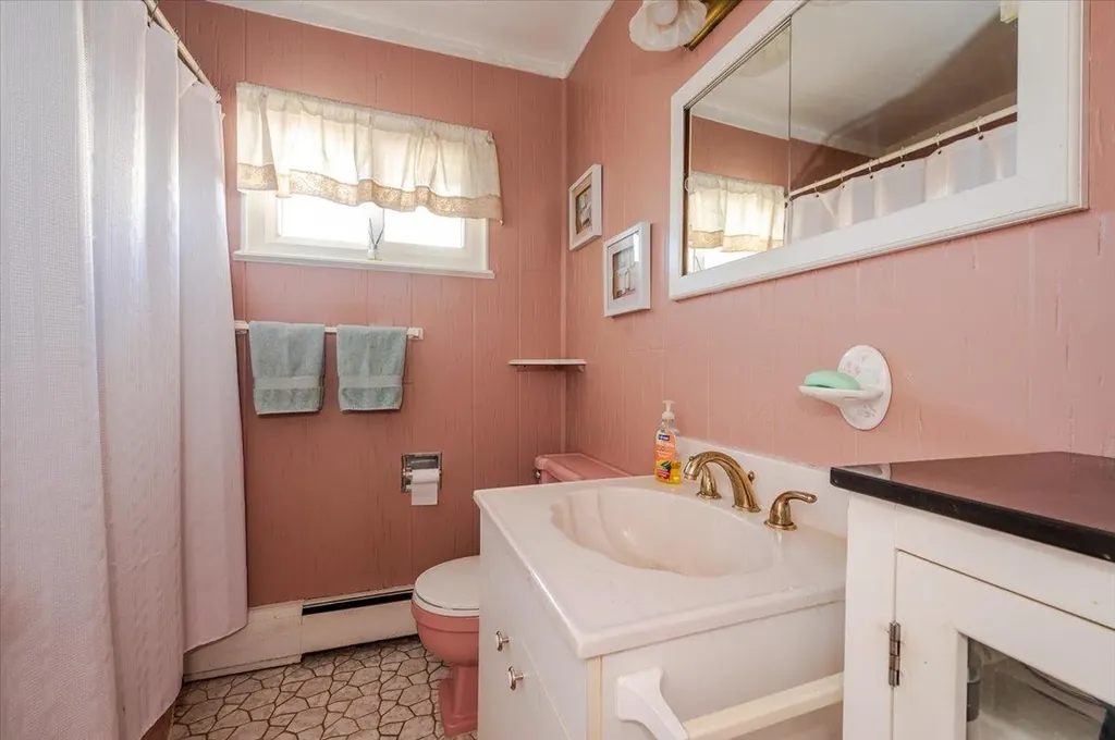 242 Elizabeth Avenue Oceanside NY 11572