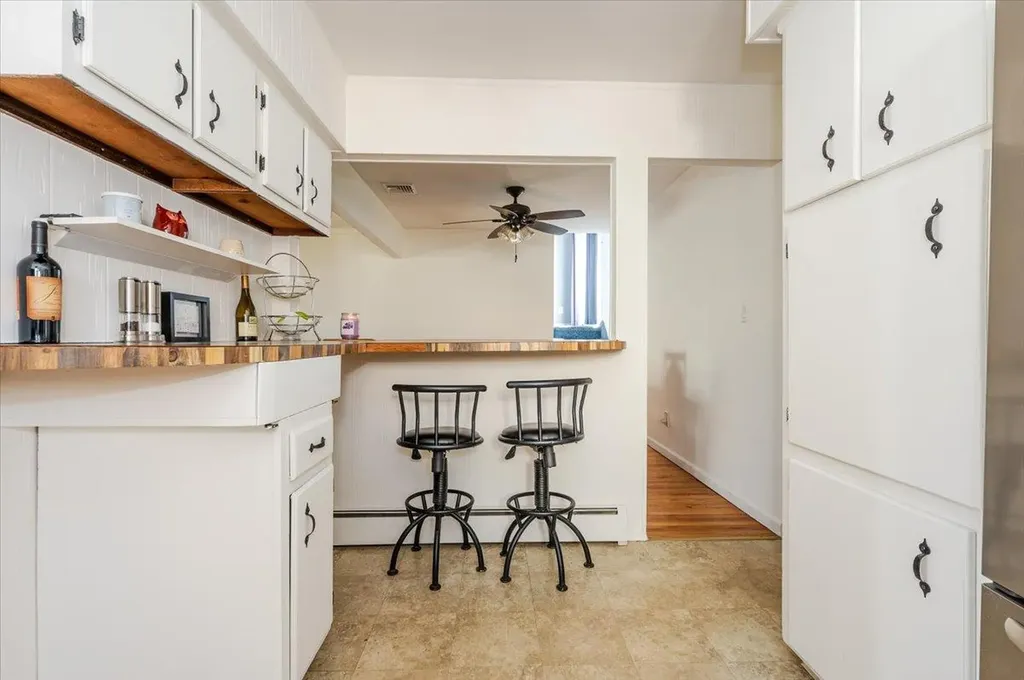 242 Elizabeth Avenue Oceanside NY 11572