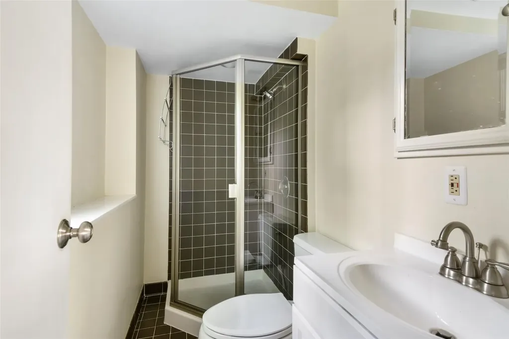 35 Blossom Terrace Larchmont NY 10538