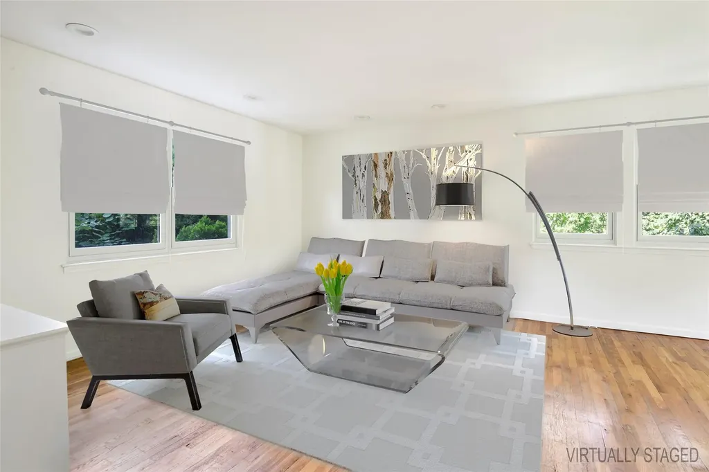 35 Blossom Terrace Larchmont NY 10538