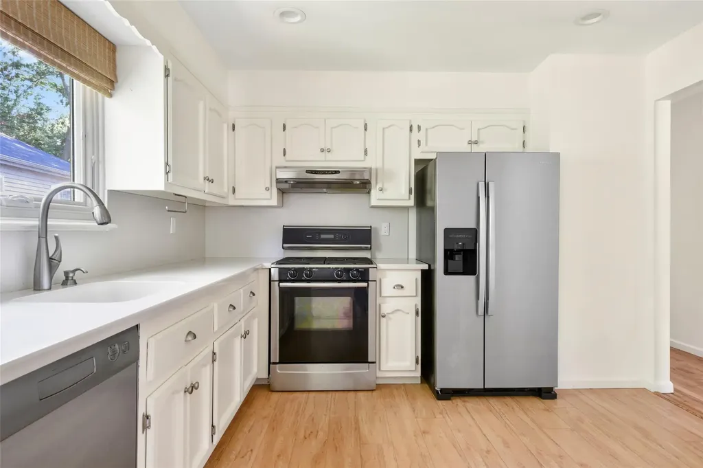 35 Blossom Terrace Larchmont NY 10538