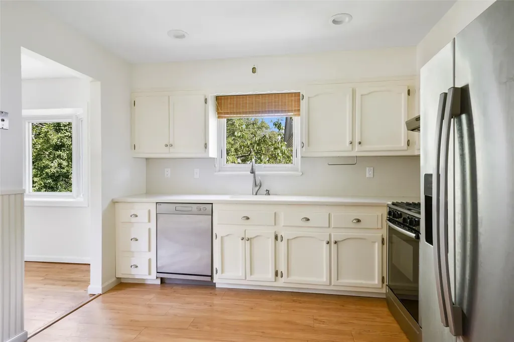 35 Blossom Terrace Larchmont NY 10538