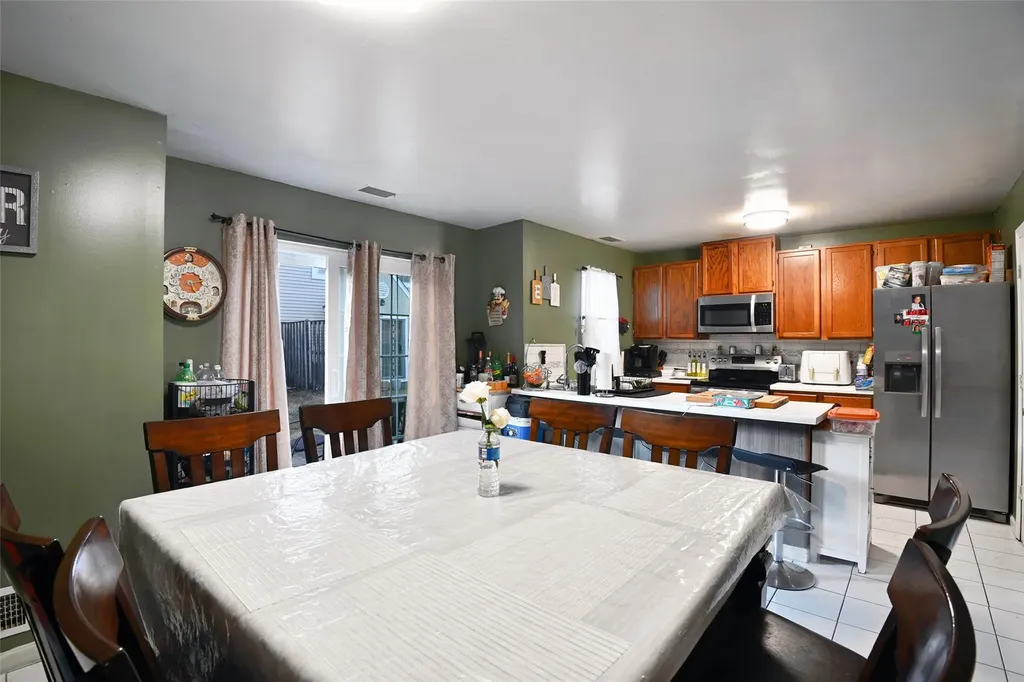 52 Creekside Circle Spring Valley NY 10977