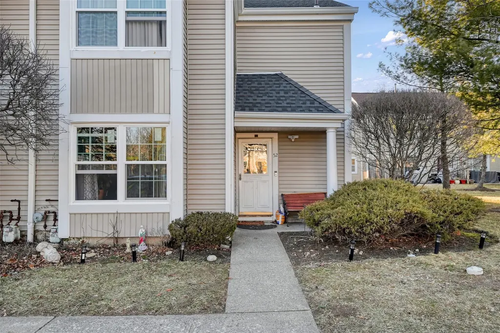 52 Creekside Circle Spring Valley NY 10977