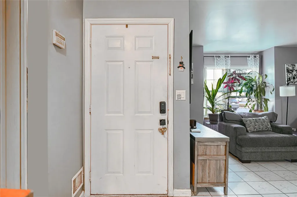 52 Creekside Circle Spring Valley NY 10977