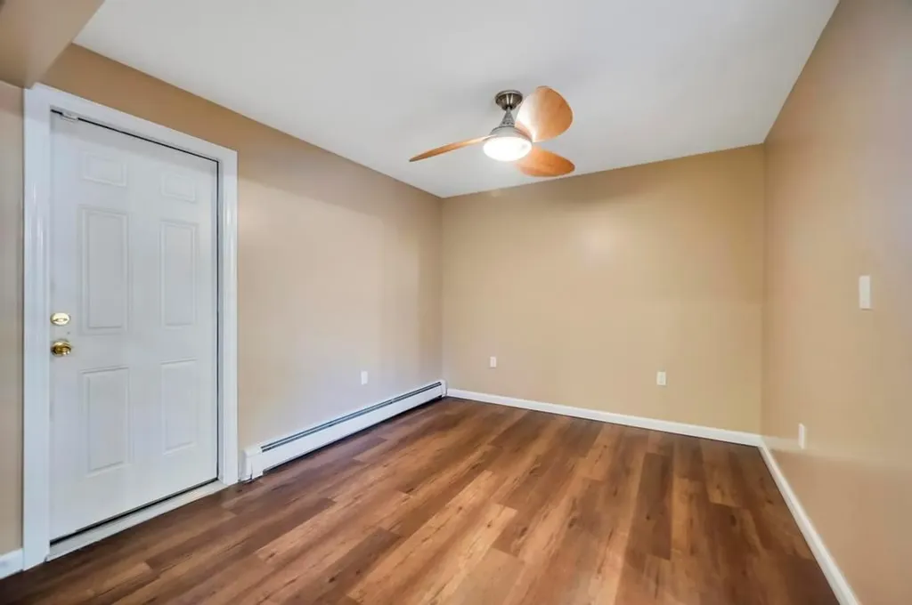 47 Cherry Drive E Plainview NY 11803