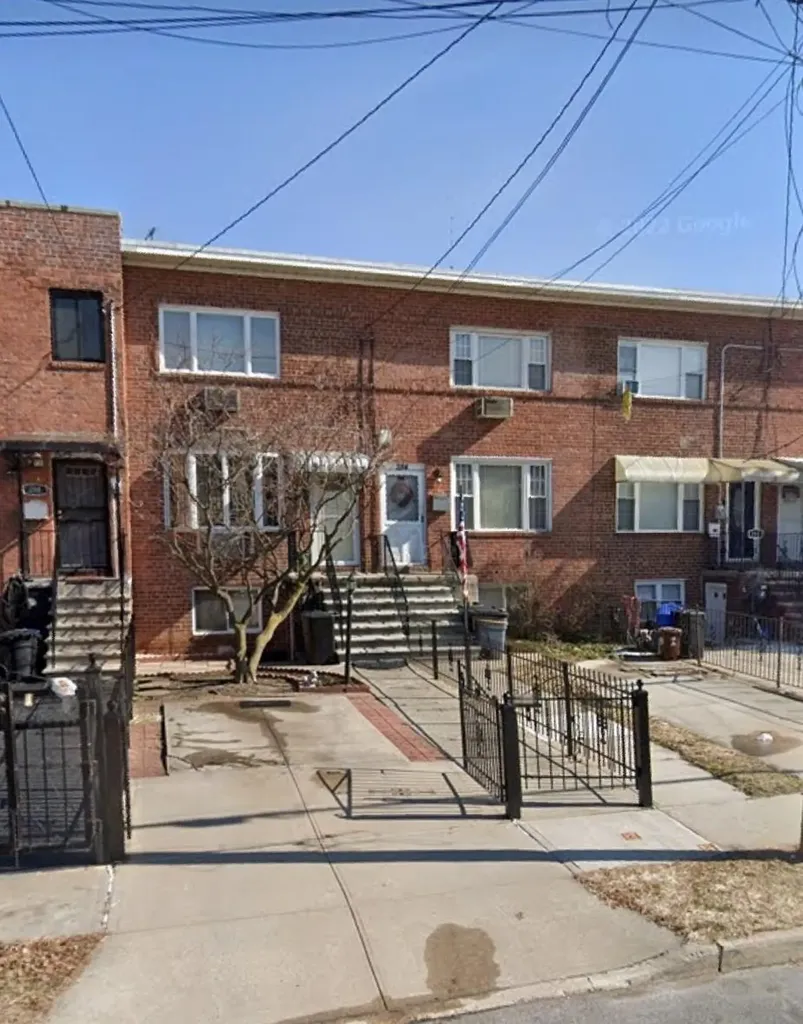 284 Brinsmade Avenue Bronx NY 10465
