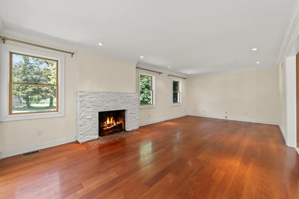 4 Bogert Avenue White Plains NY 10606