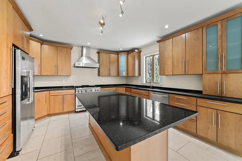 4 Bogert Avenue White Plains NY 10606