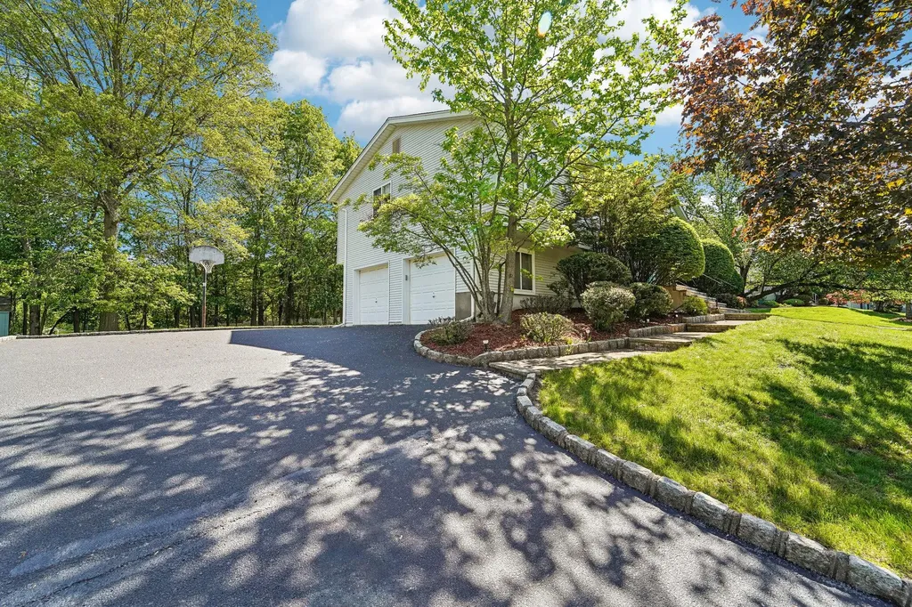 11 Hagan Court Sparkill NY 10976