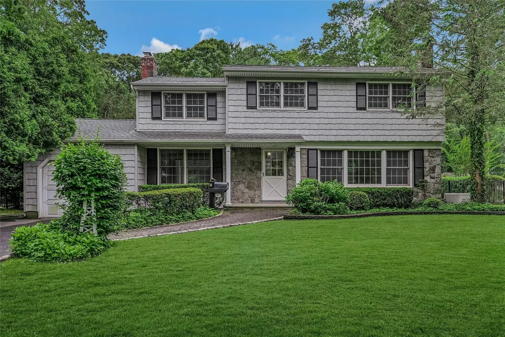 6 Rice Lane Smithtown NY 11787