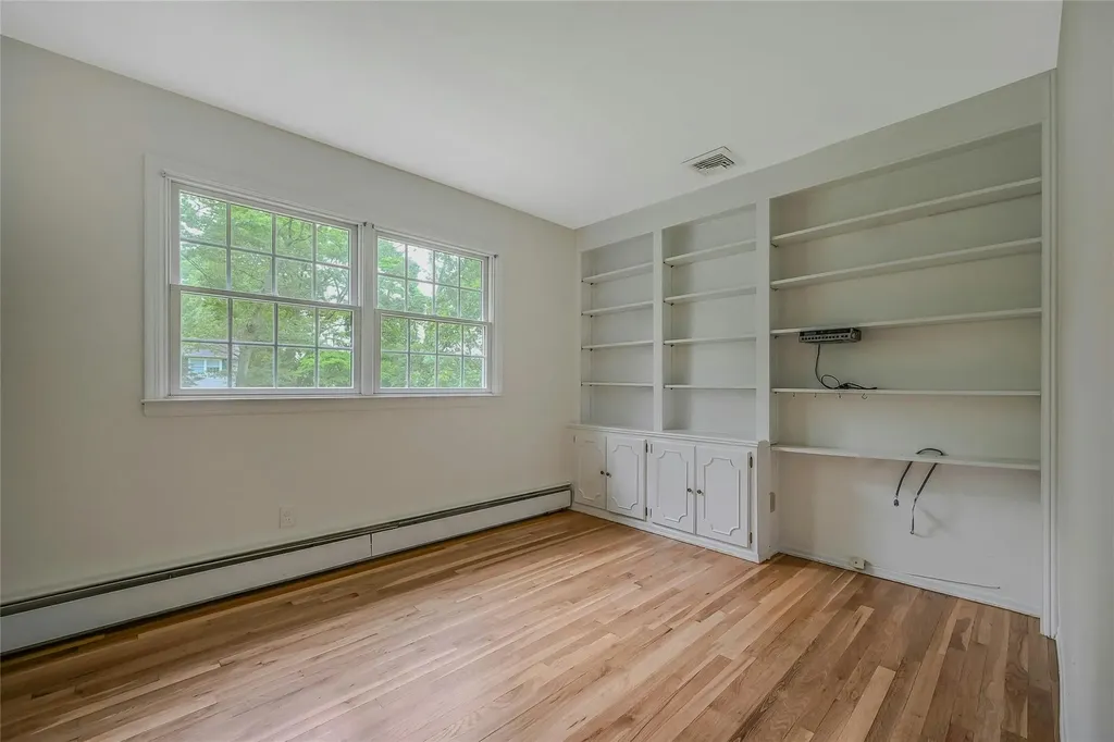 6 Rice Lane Smithtown NY 11787