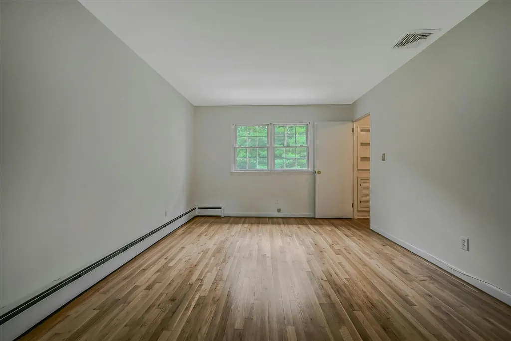 6 Rice Lane Smithtown NY 11787