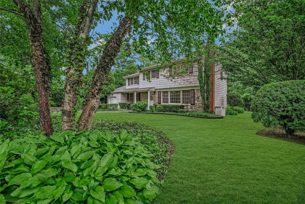 6 Rice Lane Smithtown NY 11787