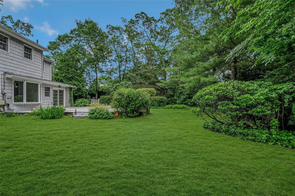 6 Rice Lane Smithtown NY 11787