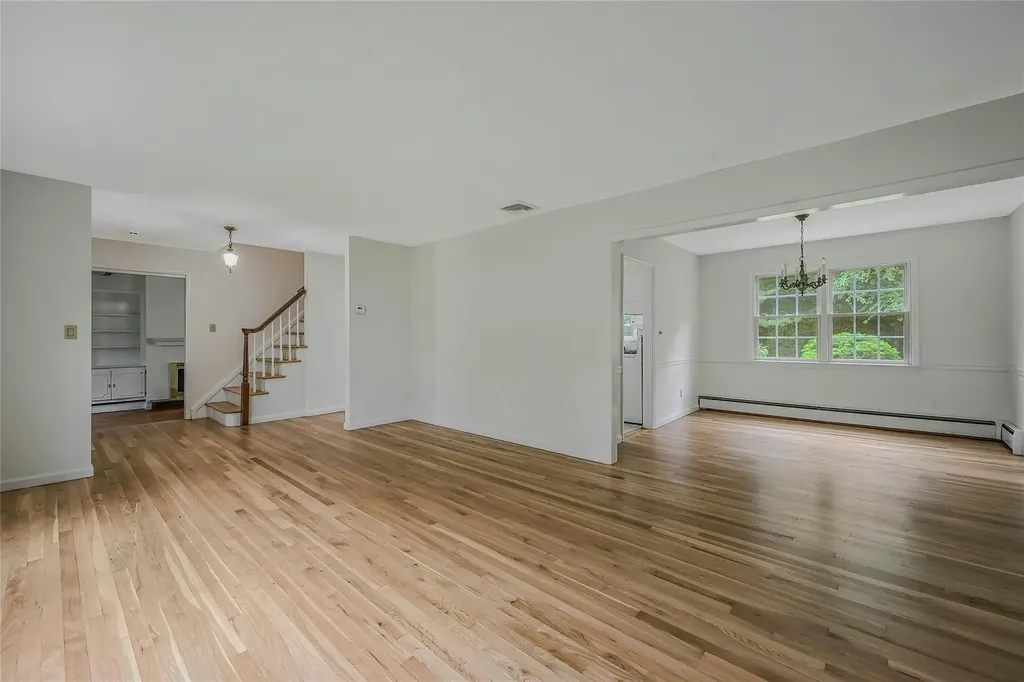6 Rice Lane Smithtown NY 11787