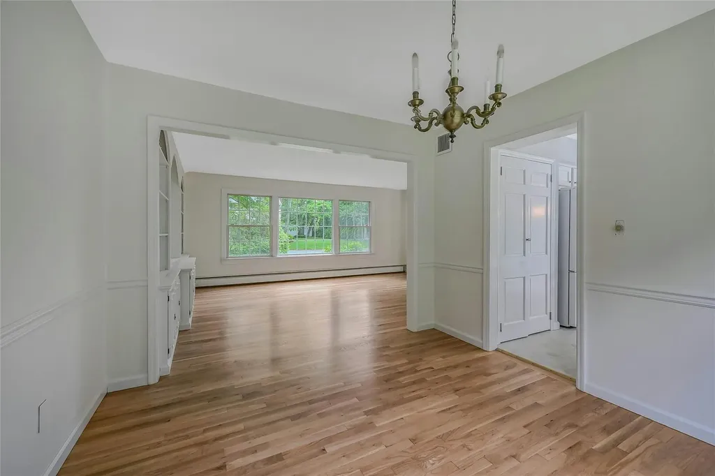 6 Rice Lane Smithtown NY 11787