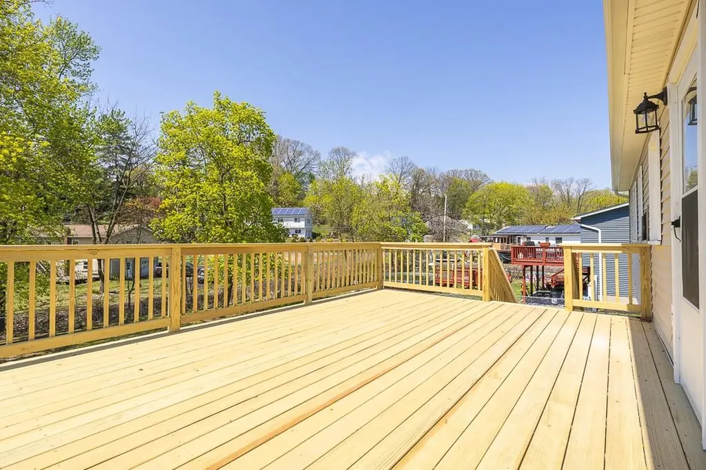 8 Jackson Drive Stony Point NY 10980
