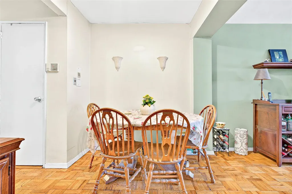 3176 Decatur Avenue Bronx NY 10467