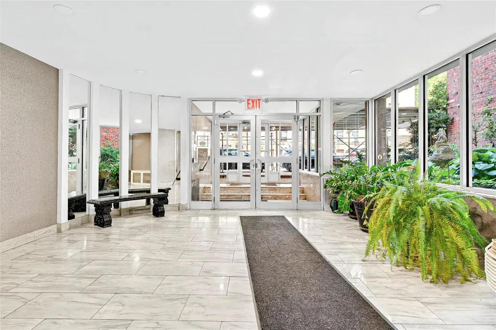 3176 Decatur Avenue Bronx NY 10467