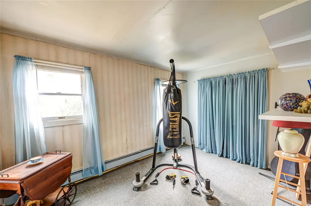347 Forest Lane Smithtown NY 11787