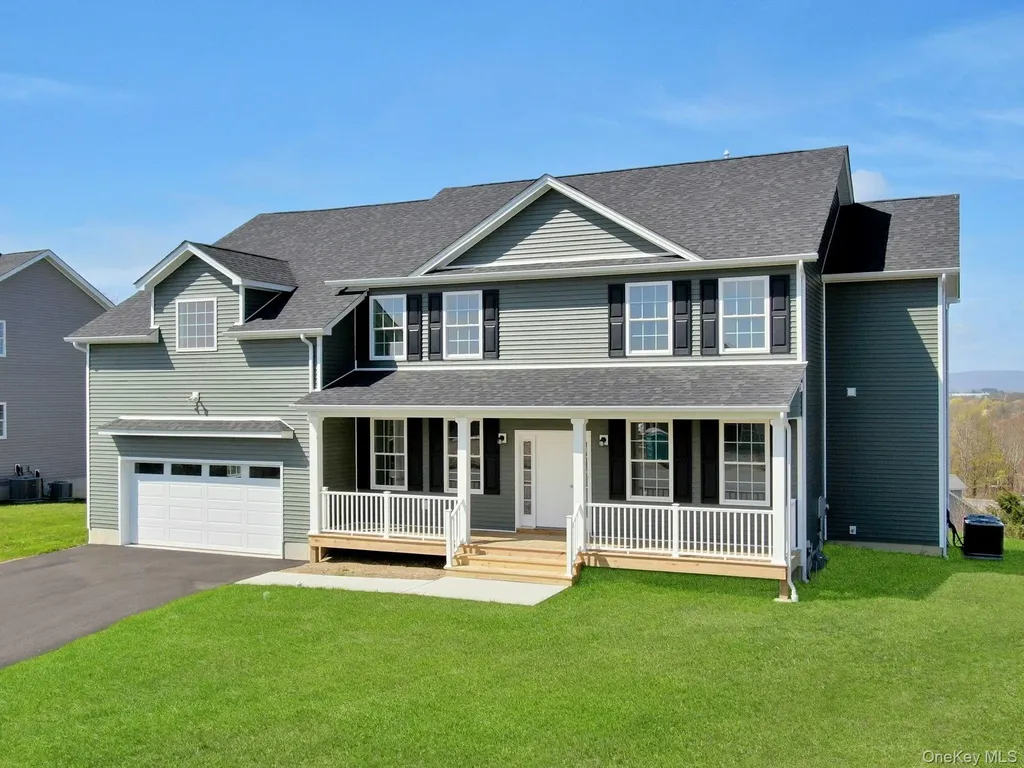 47 Dartmouth Drive Poughkeepsie NY 12603
