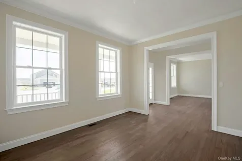 47 Dartmouth Drive Poughkeepsie NY 12603