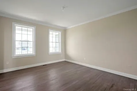 47 Dartmouth Drive Poughkeepsie NY 12603